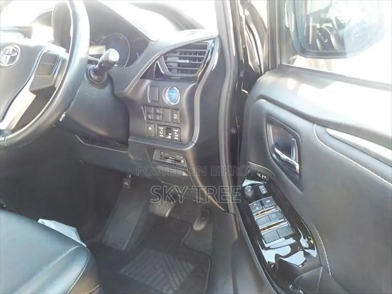 Toyota Esquire Gi 2021