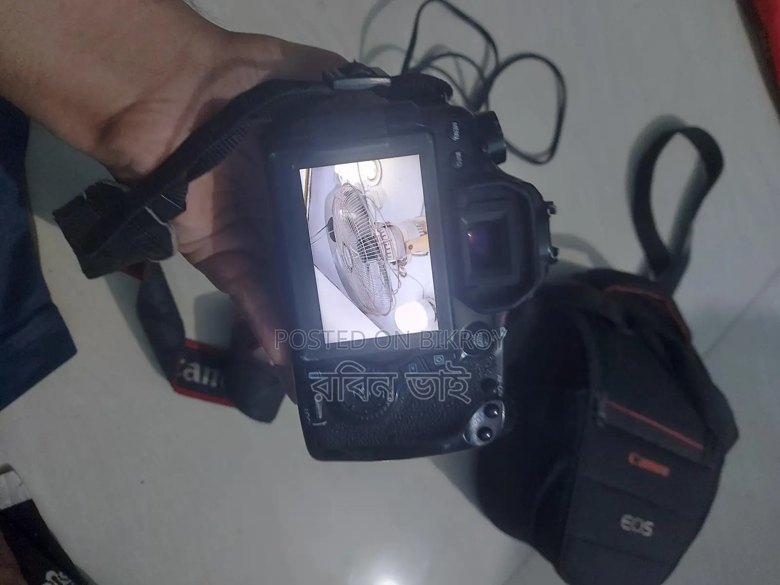 Urgent Sell – Canon 70D DSLR with 55-250mm Zoom Lens