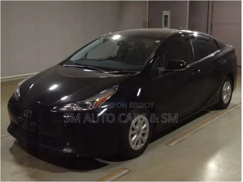 Toyota Prius S Black 4 point 2021