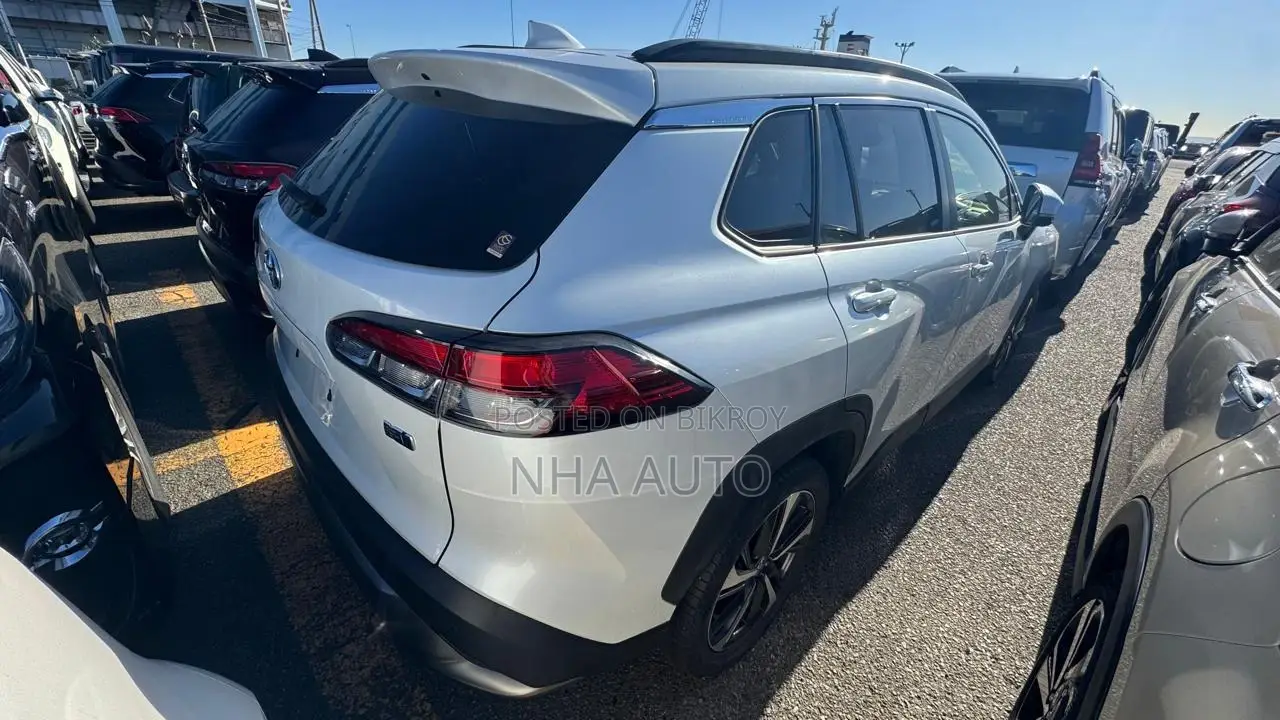 Toyota Corolla Cross Z LEATHER PANAROOF 2022