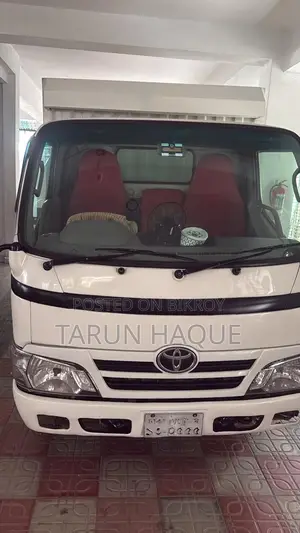 Toyota DYNA Covered Van 2013