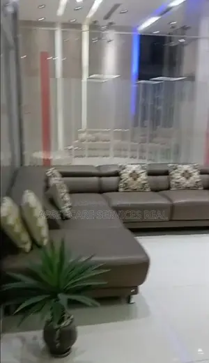 গুলশান এভিনিউ রোডে ২২০০ বর্গফুটের বাণিজ্যিক ফার্নিশড অফিস স্পেস ভাড়া