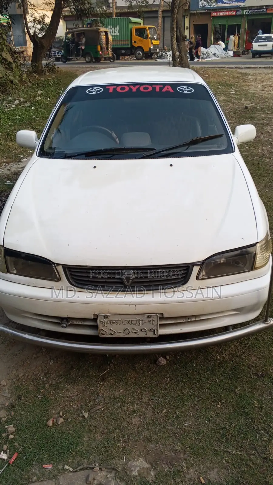 Toyota M Crop 1998