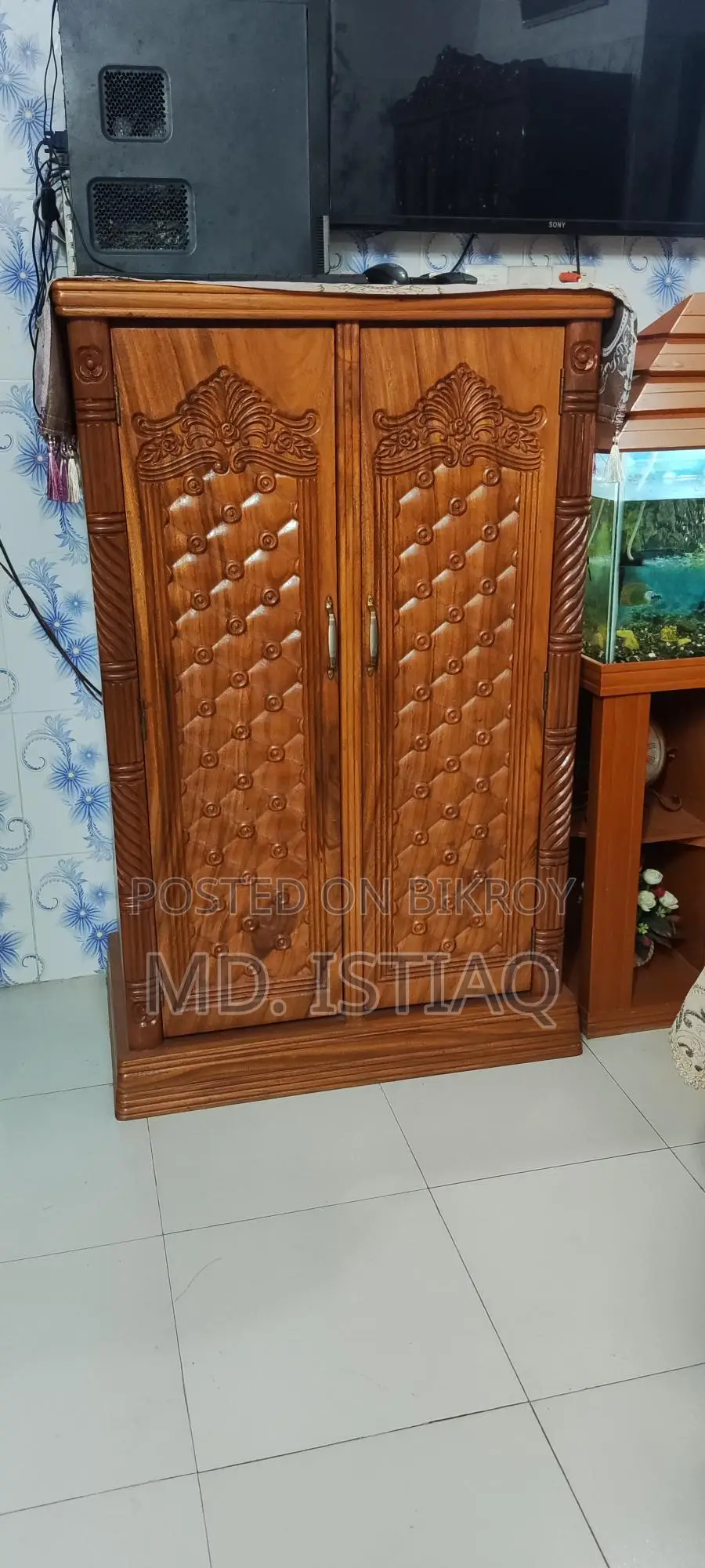 Shoe Rack (Made of high-quality wood)