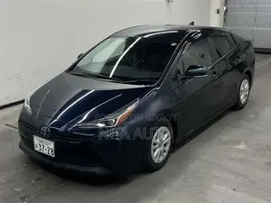 Toyota Prius S MICA BLUE 2021