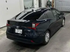 Toyota Prius S MICA BLUE 2021