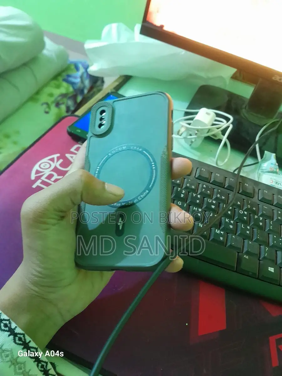 Apple iPhone XS (Used)