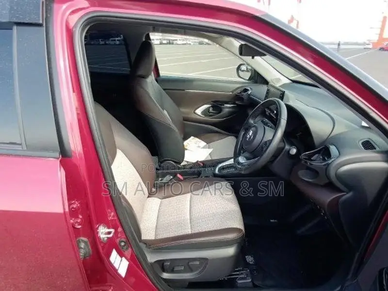 Toyota Yaris Cross Z রেড ৪ পয়েন্ট ২০২১