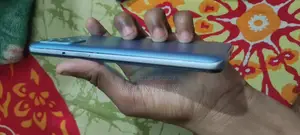 OnePlus 9R . (ব্যবহৃত)