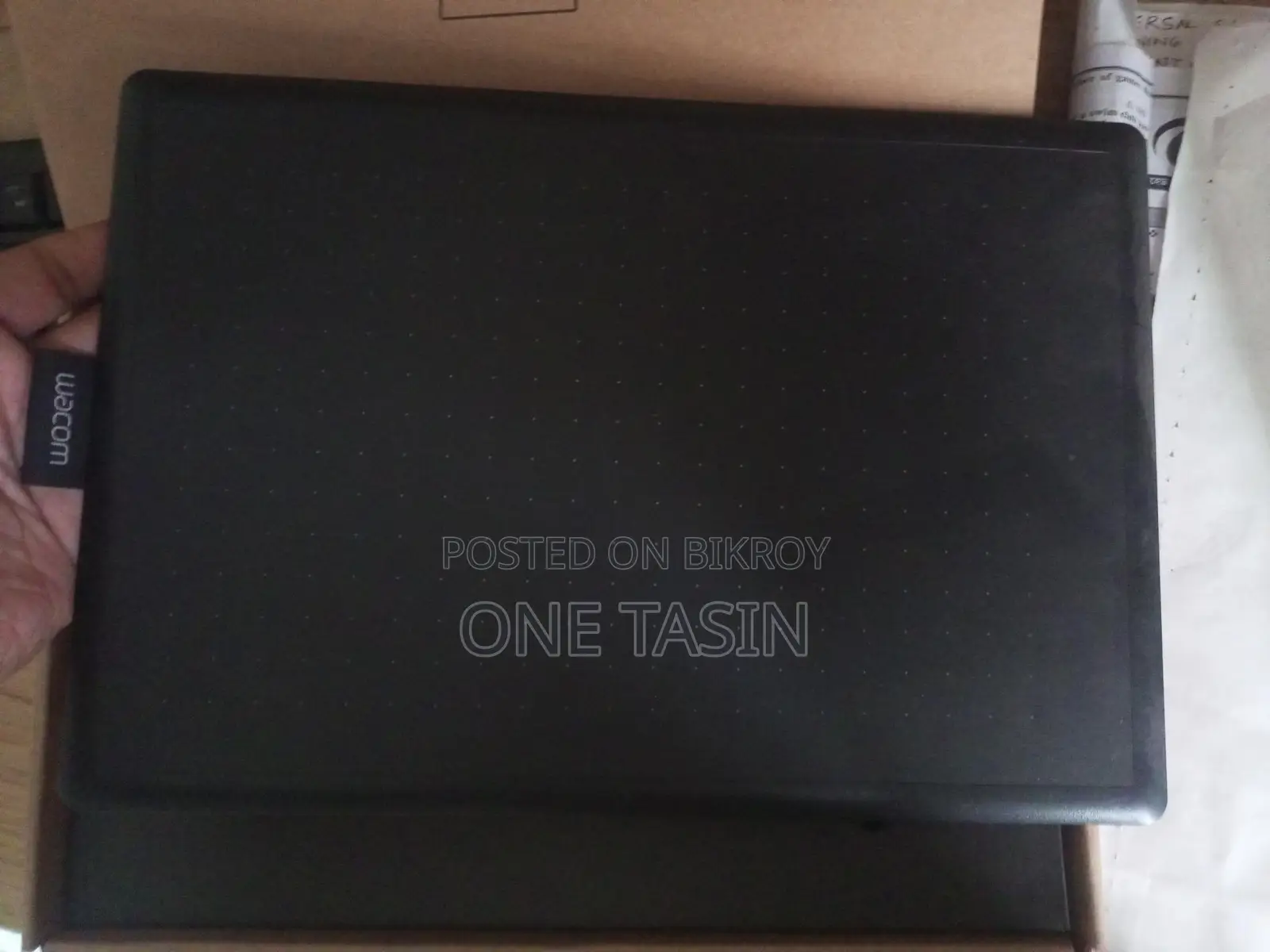 Wacom One by Small (CTL-472) Graphics Tablet