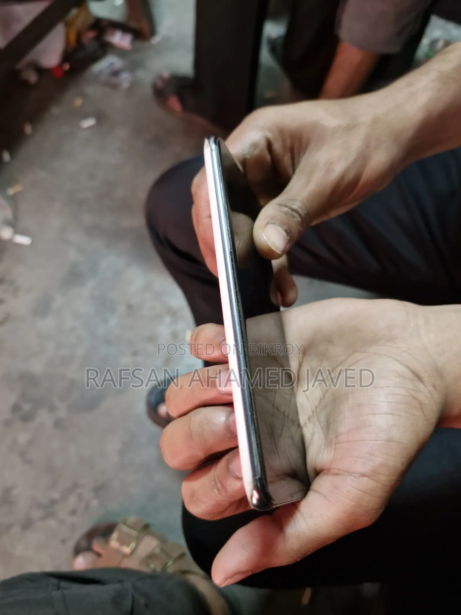 Samsung Galaxy S20 . (Used)
