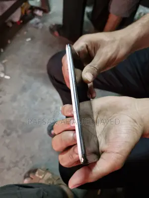 Samsung Galaxy S20 . (Used)