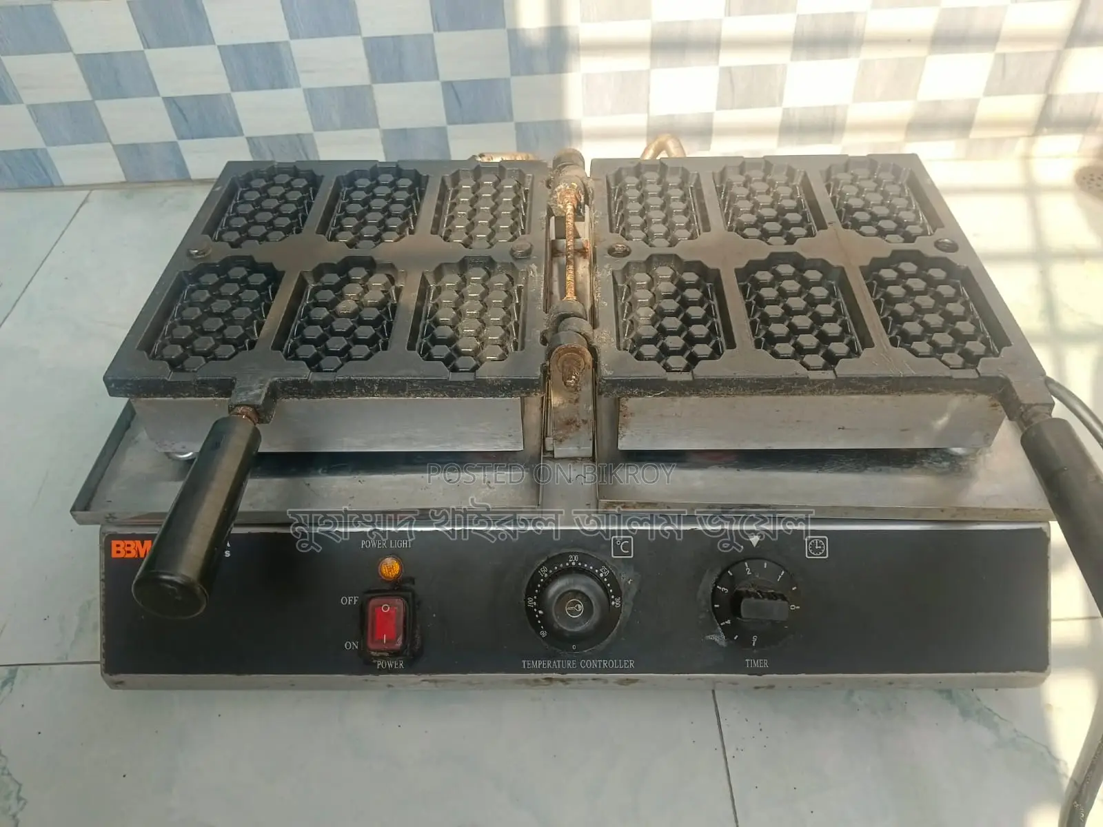 ওয়াফেল মেশিন