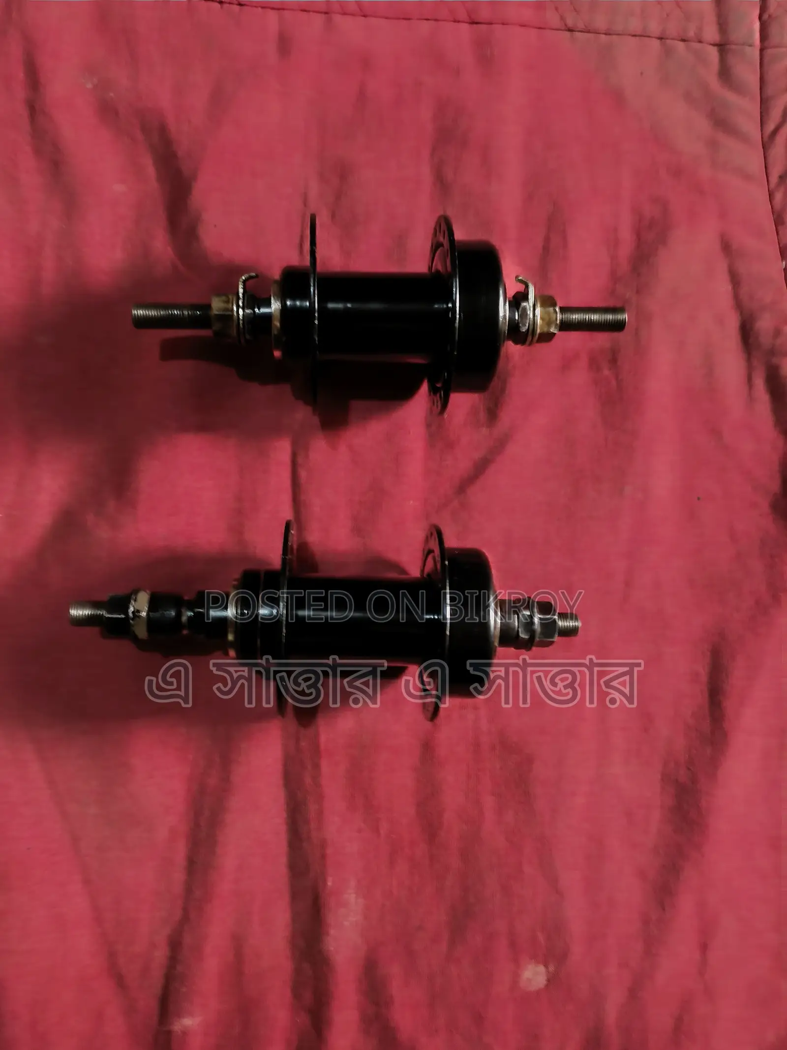 সাইকেলের হাব 2 টি বিক্রি হবে