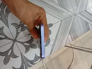 Vivo Y17 . (Used)