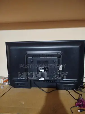 32" Smart TV