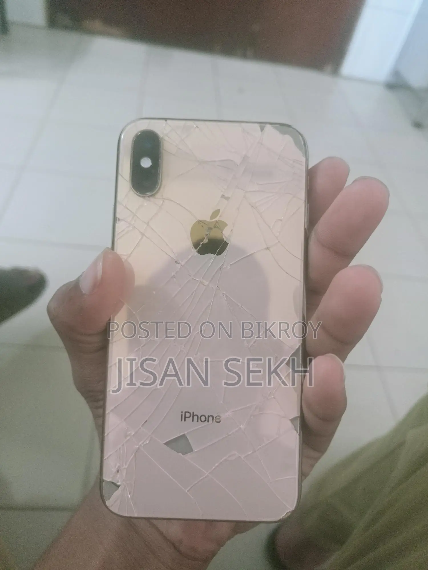 Apple iPhone XS (Used)