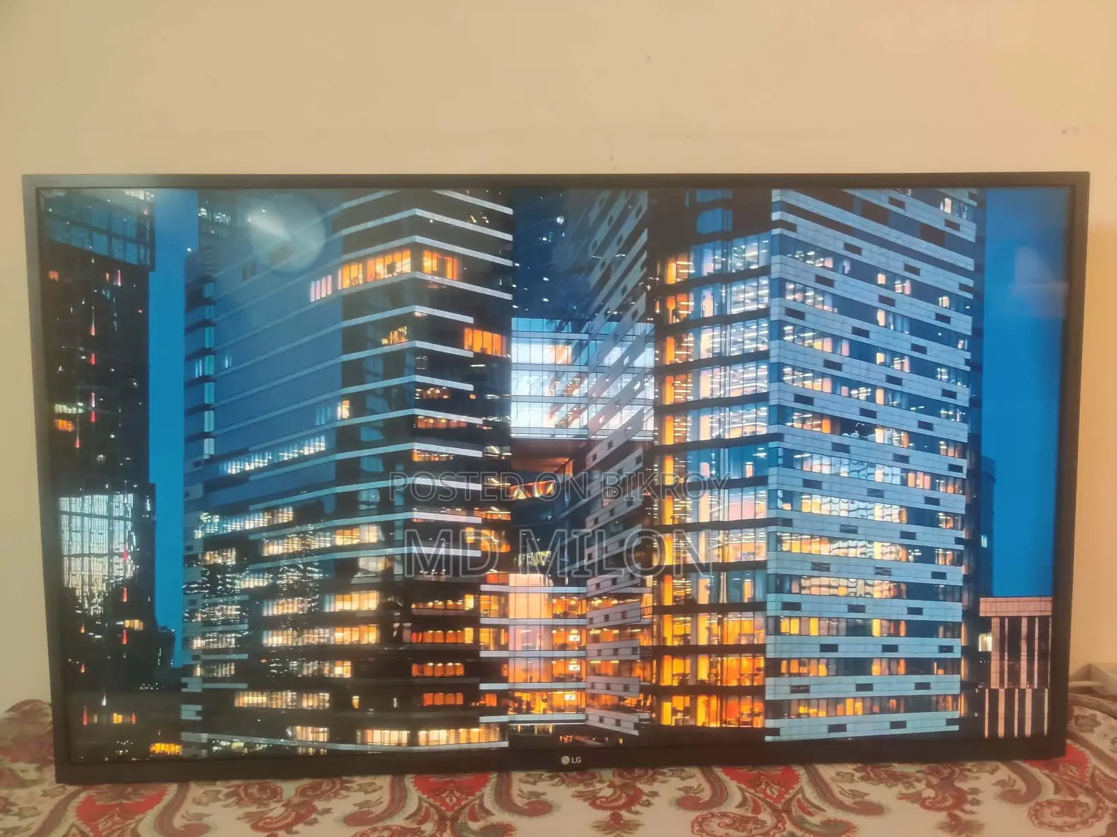 LG 43-inch 4K Smart TV
