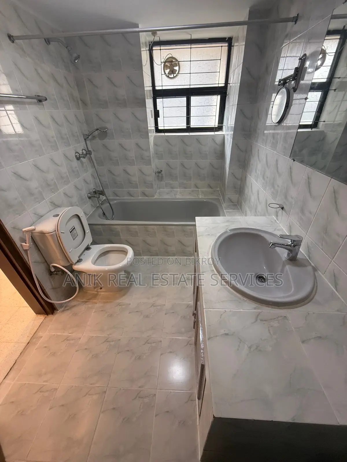 Good Quality 3 Bedroom Unfurnished Flat Rent At Gulshan