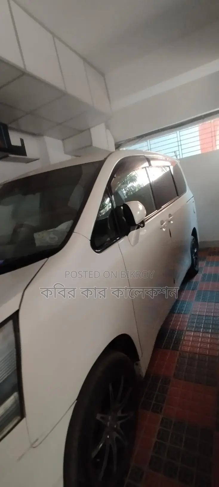 Toyota Noah white 2008
