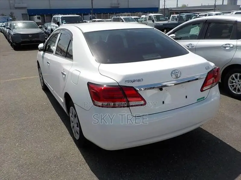 Toyota Premio F Package 2020