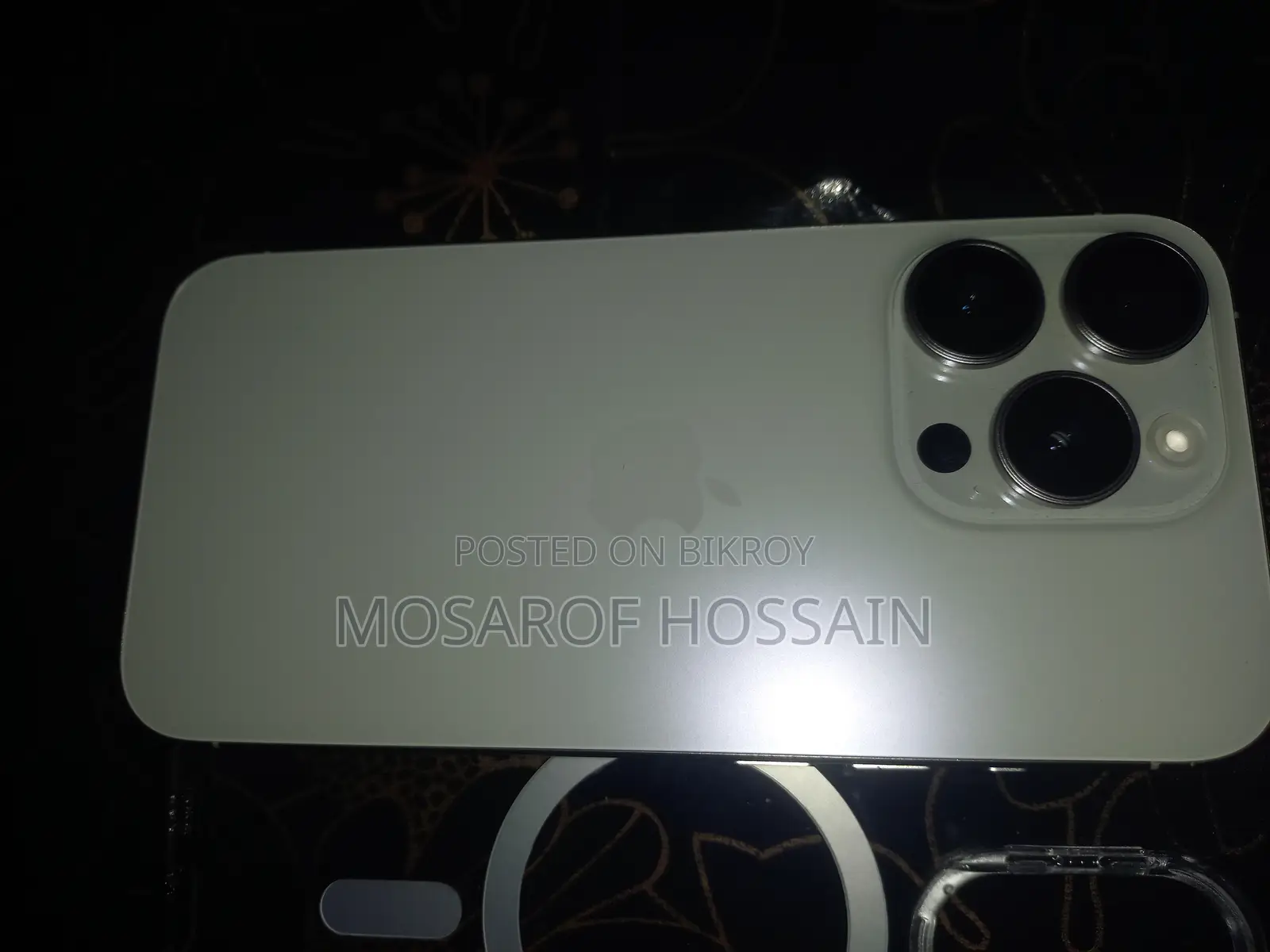 Apple iPhone 15 Pro (Used)