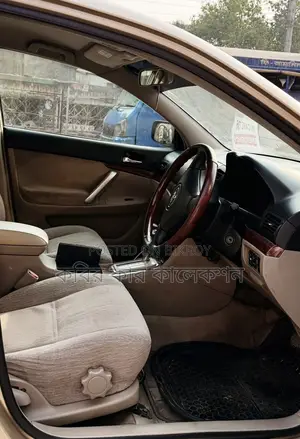 Toyota Premio F 2004