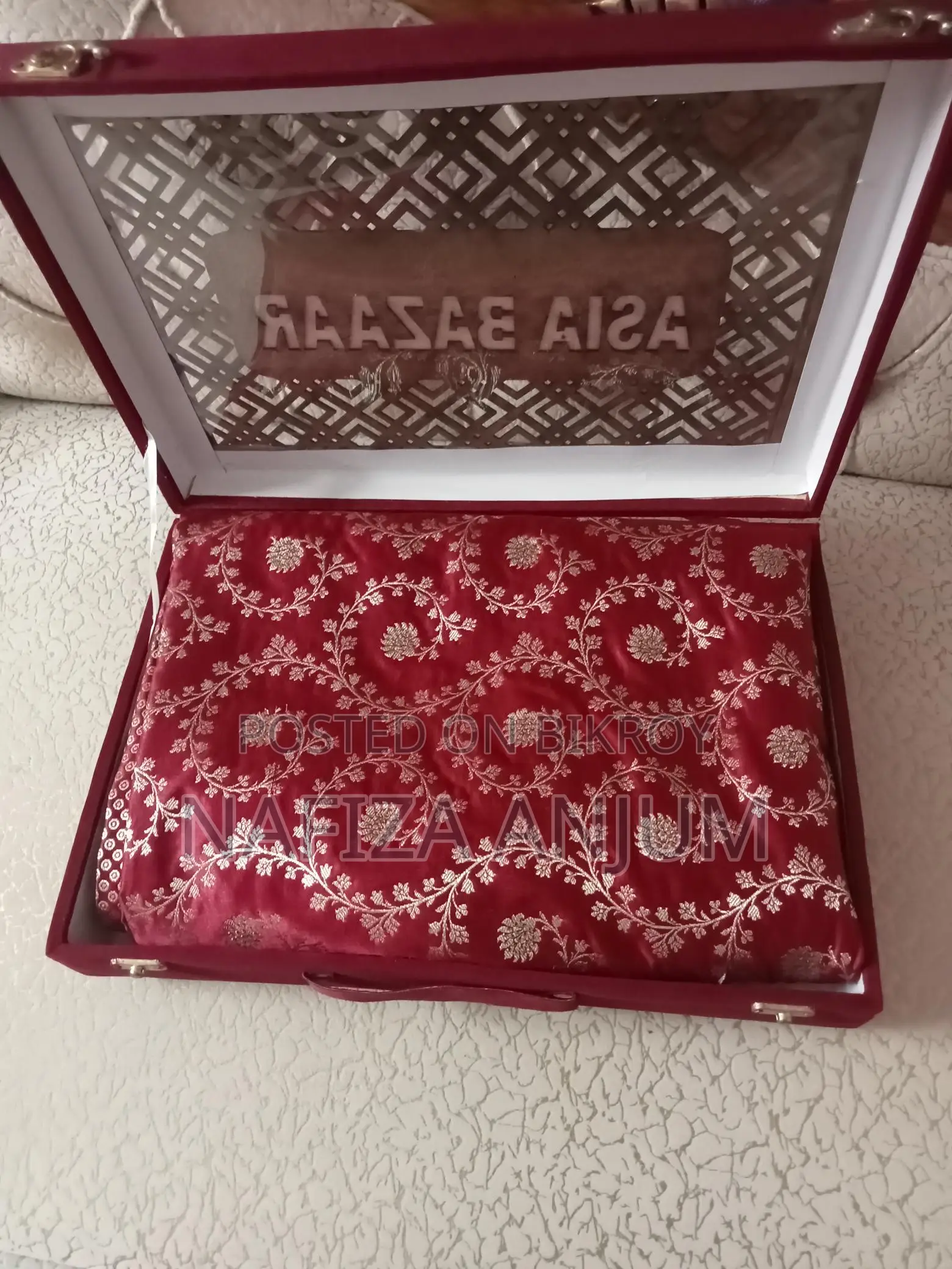 প্রিমিয়াম কোয়ালিটির ব্রাইড শাড়ি / পার্টি