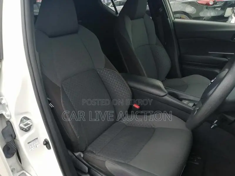 Toyota C-HR Hybrid S Pre-Order 2021