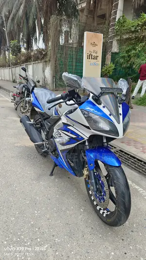 Yamaha R15 10Y P 2019