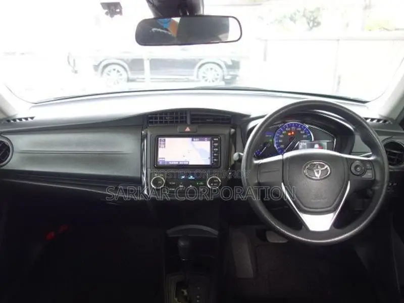 Toyota Axio EX Hybrid 2020