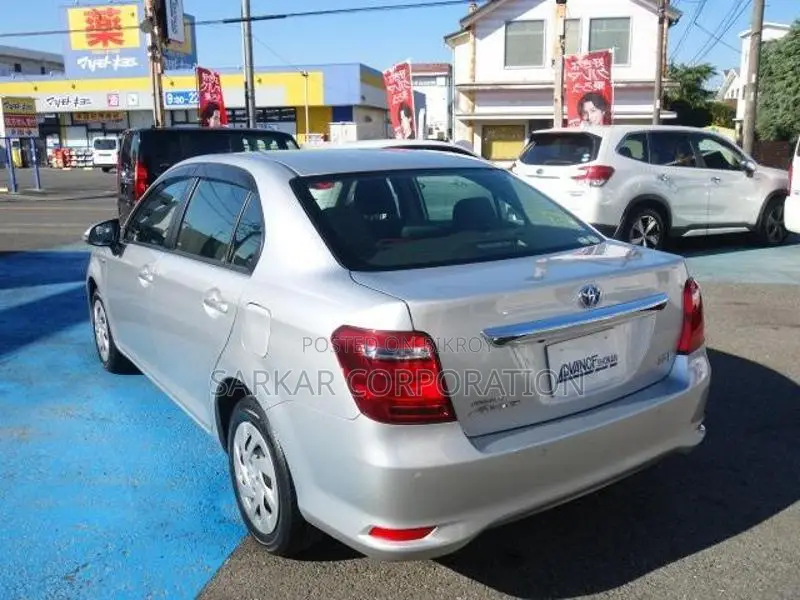 Toyota Axio EX Hybrid 2020