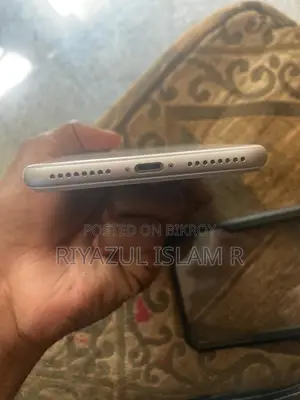 Apple iPhone 8 Plus . (Used)