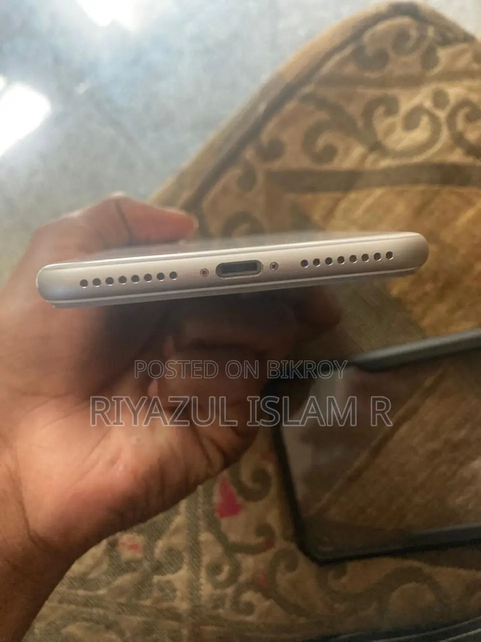 Apple iPhone 8 Plus . (Used)