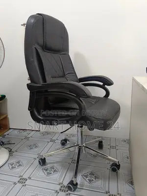 Executive Office Chair – Stylish Design, Maximum Comfort & Sturdy