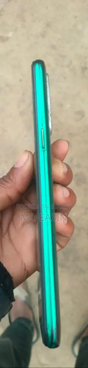 Realme 5i (Used)