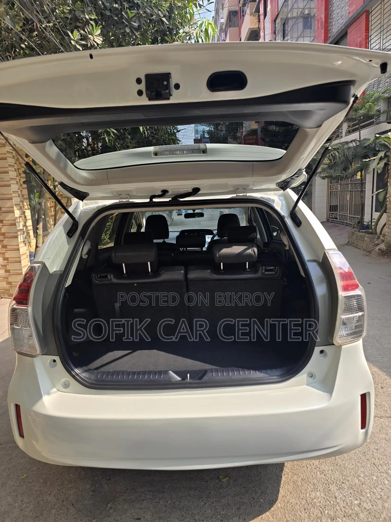 Toyota Prius CX 2015