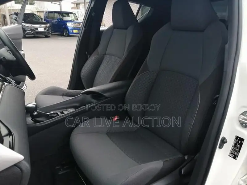 Toyota C-HR Hybrid S pre order 2021