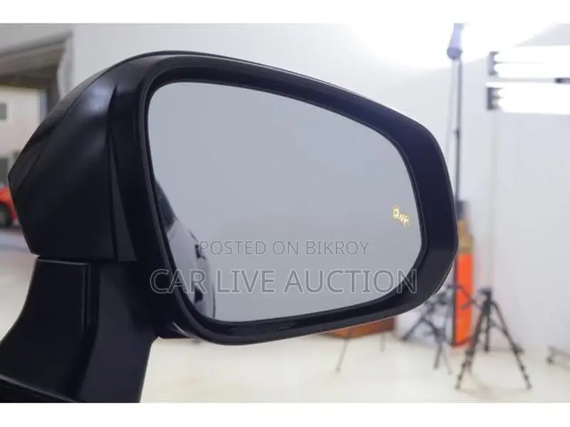 Toyota Corolla Cross Hybrid S pre order 2021