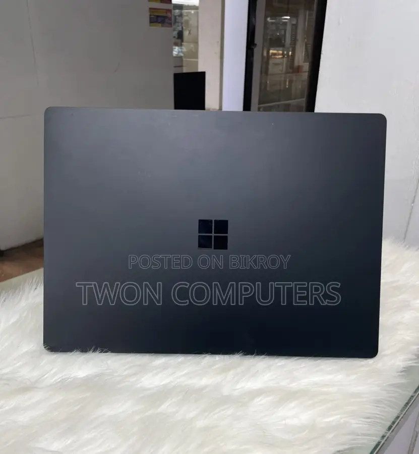 Microsoft Surface Laptop 3 i5-10gen 8/256 GB 13.5inch 2k Display