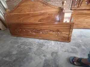 5/7 ফিট করি সার কাটের সেমি বক্স খাট
