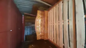 5/7 ফিট করি সার কাটের সেমি বক্স খাট