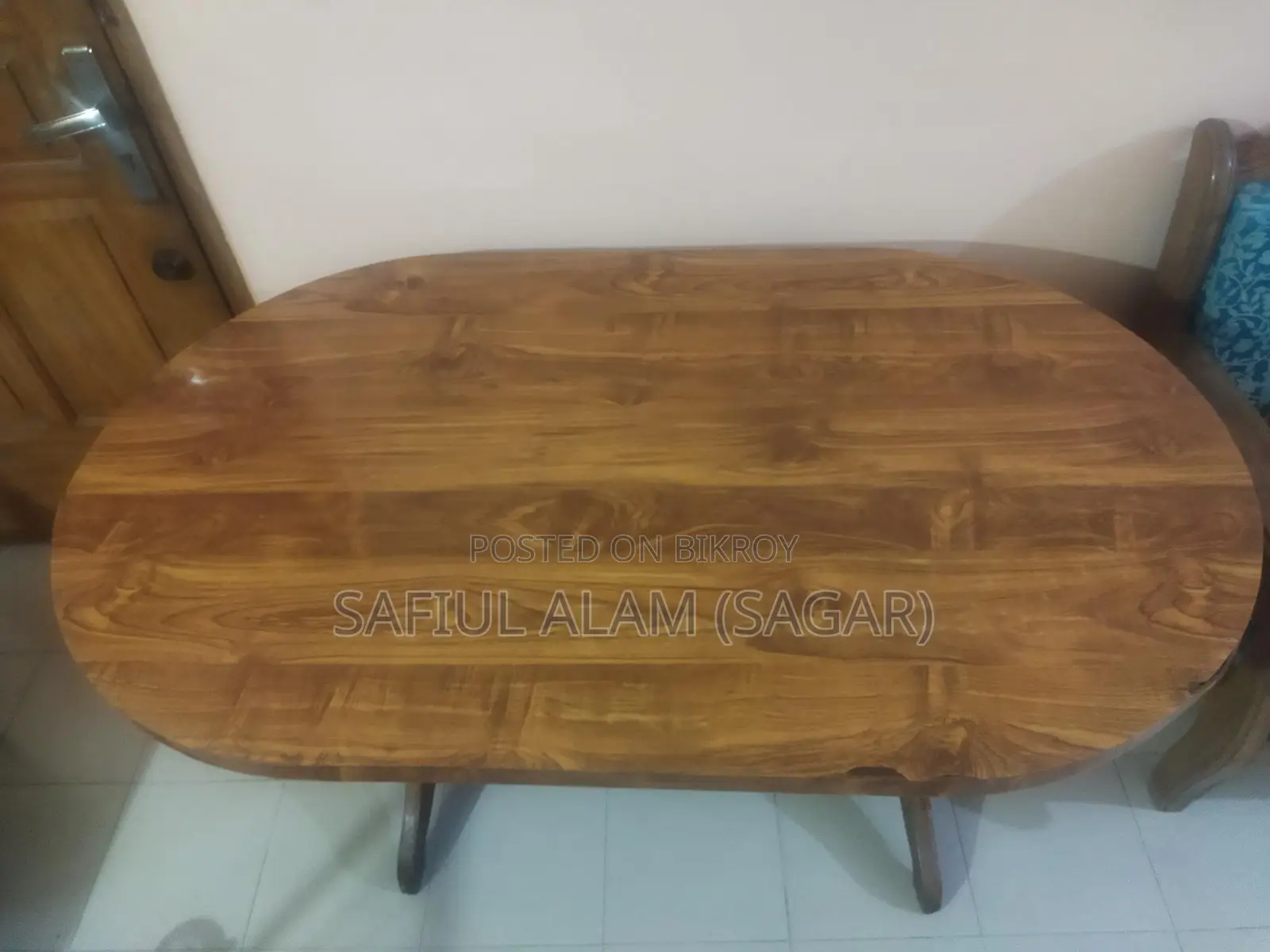 Wooden Dining Table & 6 Foam Chairs