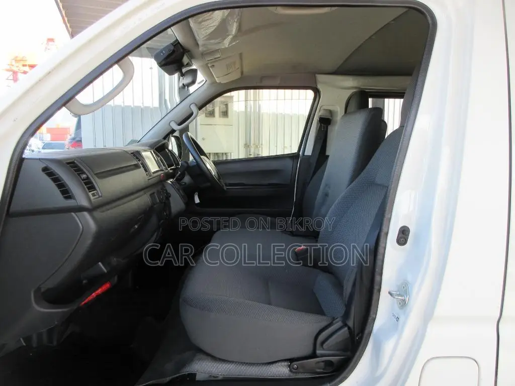 Toyota Hiace GL 2020