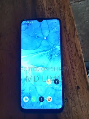 Realme 5i 4/64 (Used)
