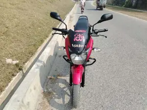 Bajaj Pulsar 150 2015