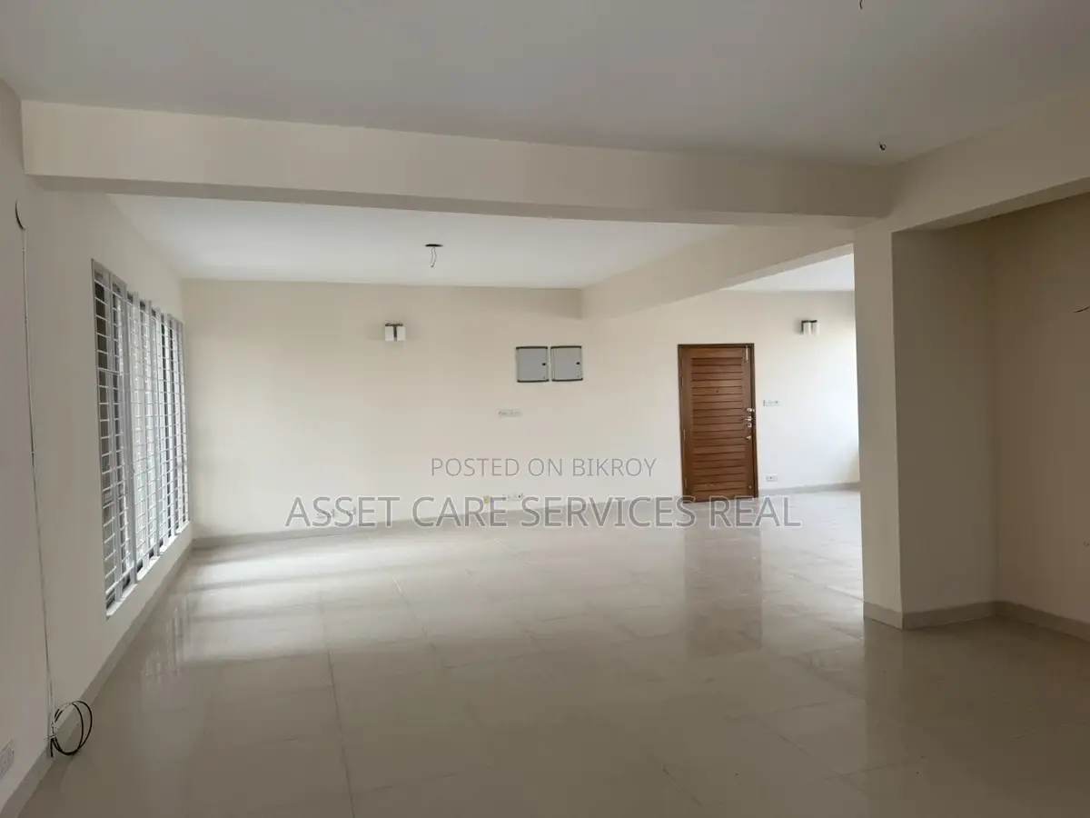 Excellent Apartment Rent in Gulshan -1 Near Lakeside