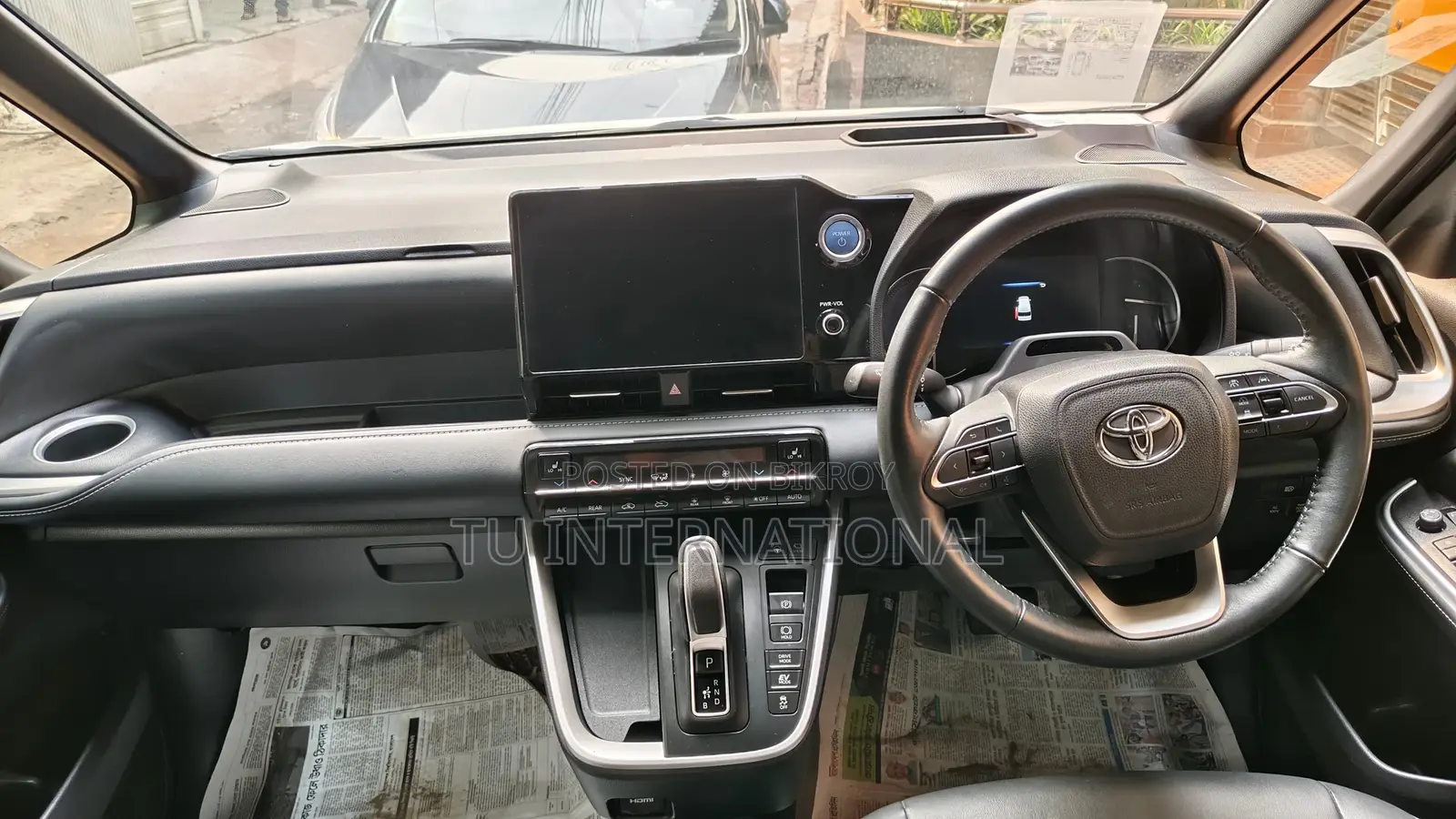 Toyota Noah PUSH 2DOOR POWER SZ 2022