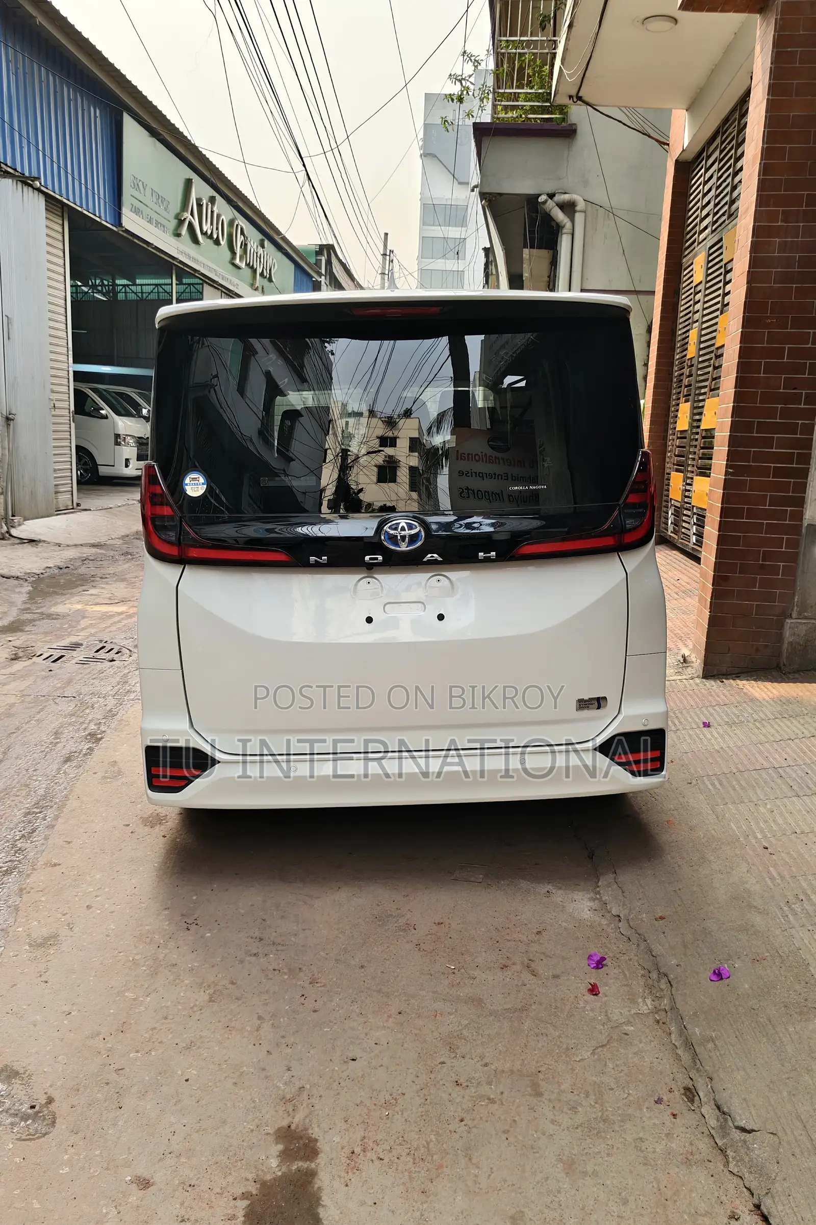 Toyota Noah PUSH 2DOOR POWER SZ 2022