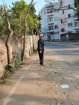 জমি বিক্রয় হবে